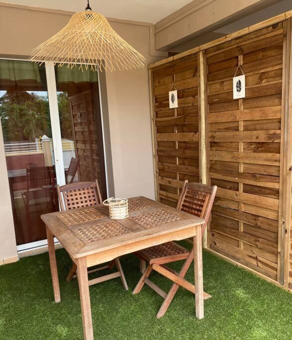 Appartement Cosy & Calme En Rez De Villa Saint-Francois  Exterior foto